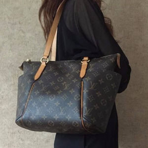 💎✨Authentic✨💎 Louis Vuitton Monogram Totally PM Tote Bag